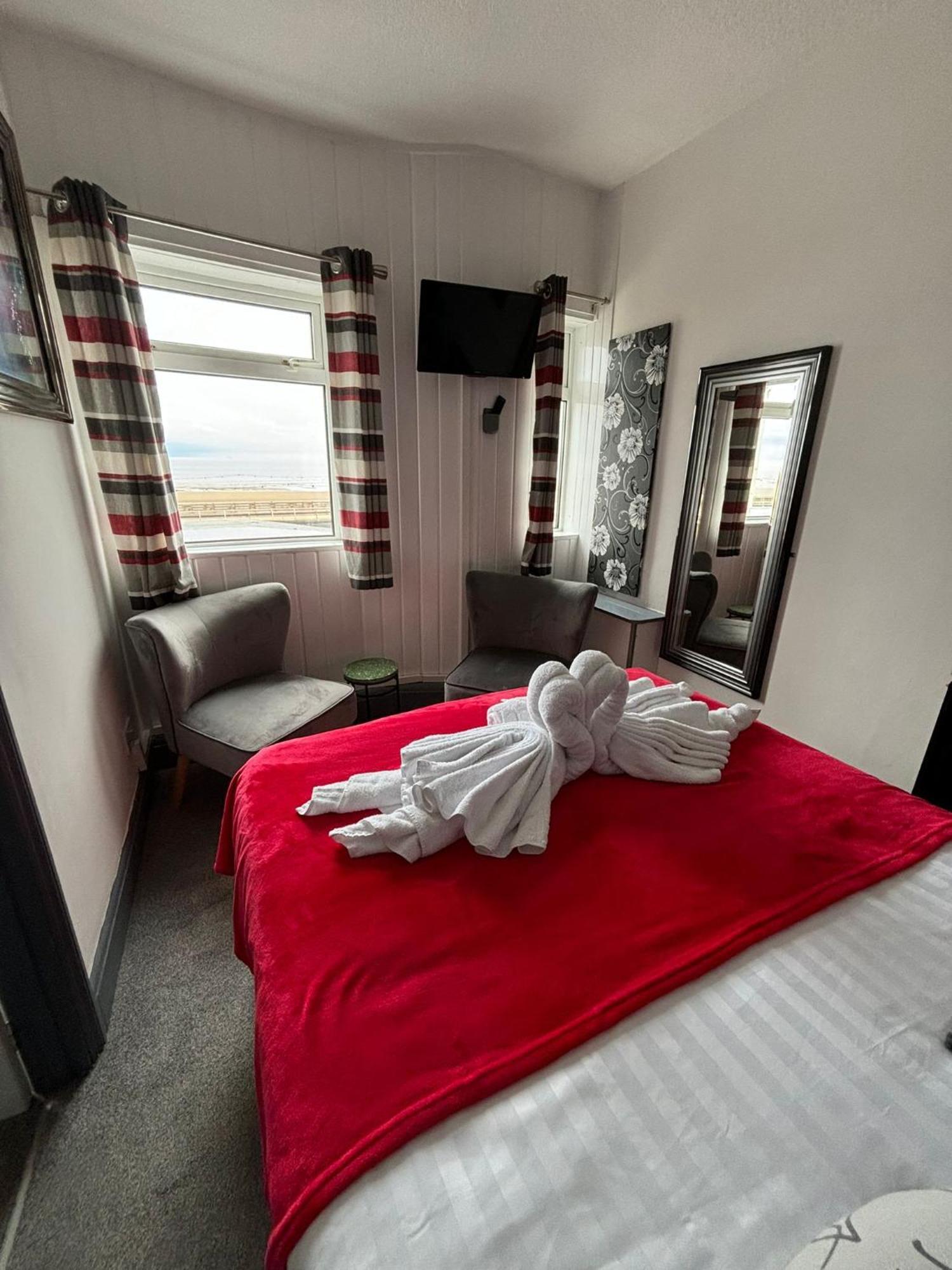 Kings Boutique Hotel Блекпул Екстериор снимка