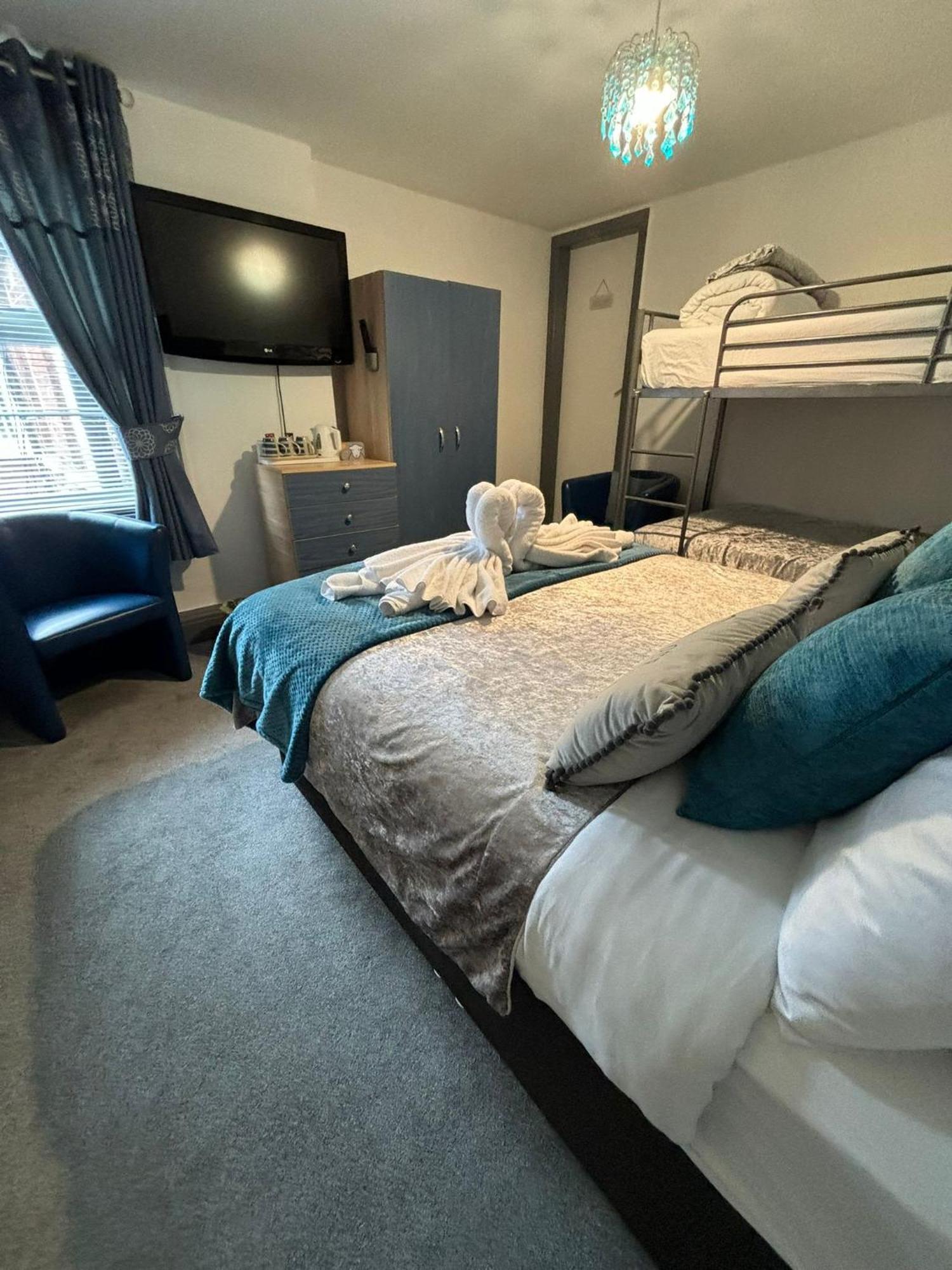 Kings Boutique Hotel Блекпул Екстериор снимка