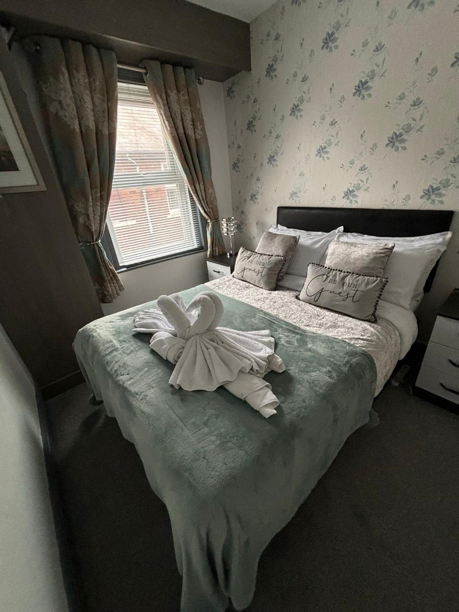 Kings Boutique Hotel Блекпул Екстериор снимка