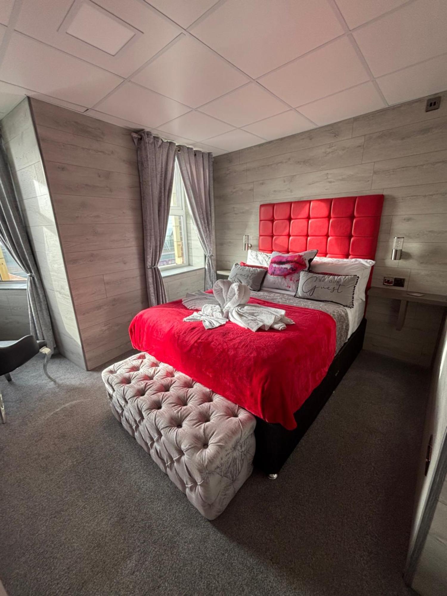 Kings Boutique Hotel Блекпул Екстериор снимка
