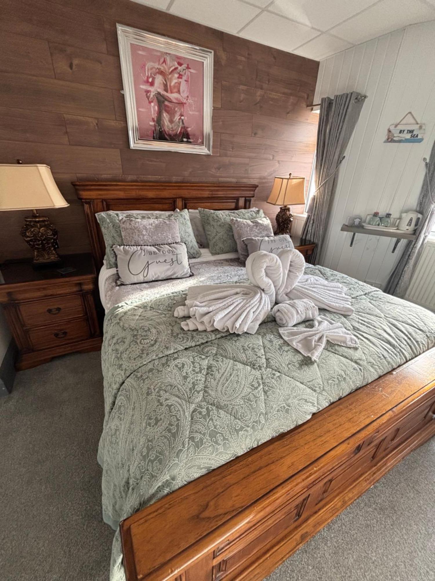 Kings Boutique Hotel Блекпул Екстериор снимка